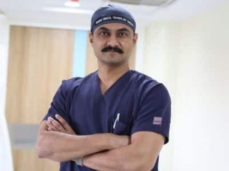 CRAfYR9f-Dr-Bipin-Vibhute-Sahyadri-Hospitals-Liver-Transplants-400x300